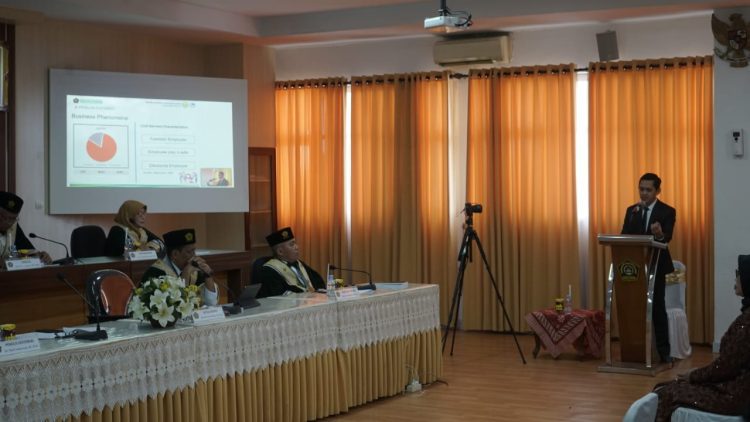 Alfian Doktor Baru PDIM FE Unissula