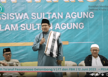 Mahasiswa Unissula Nyantri di Pesantren Unissula