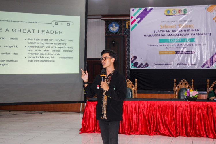 Aktifis Farmasi Unissula Bahas Kepemimpinan dan Konflik