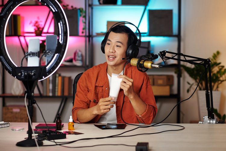 Prodi Ilmu S1 Komunikasi Unissula Buka Konsentrasi  Content & Media Creative