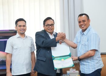 Kisah Inspiratif Polisi Yang Suka Mengasuh Anak Yatim