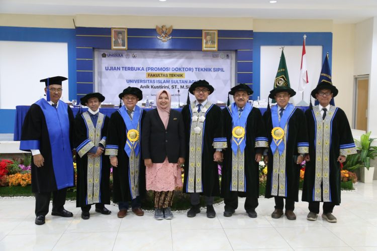 Jelang Pemilu Dosen USM Raih Gelar Doktor di Unissula