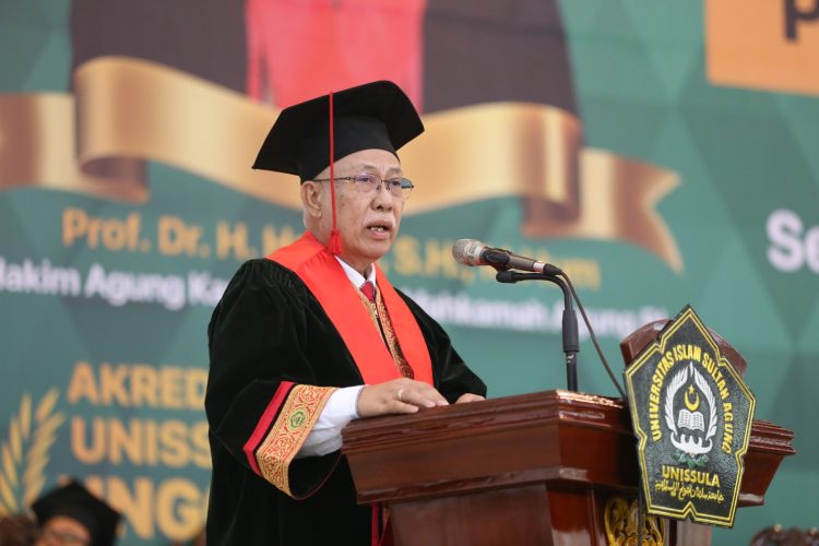 Hakim Agung Pelestari Lingkungan Raih Gelar Guru Besar di Unissula