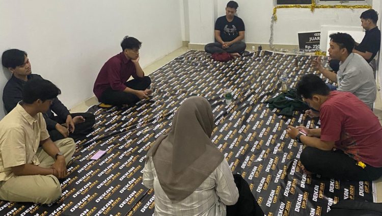 BEM FH Unissula Bedah Visi Misi Cagub dan Cawagub Jateng